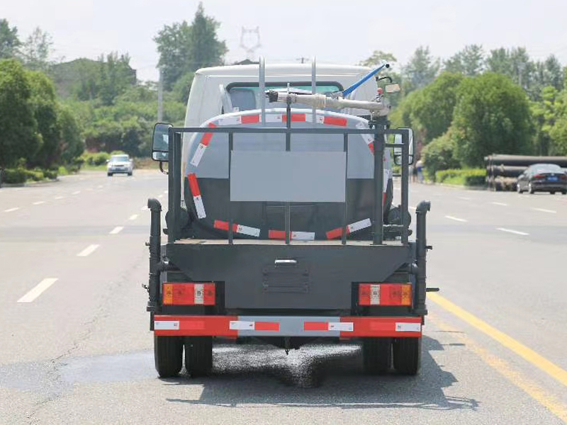 凱馬3噸灑水車